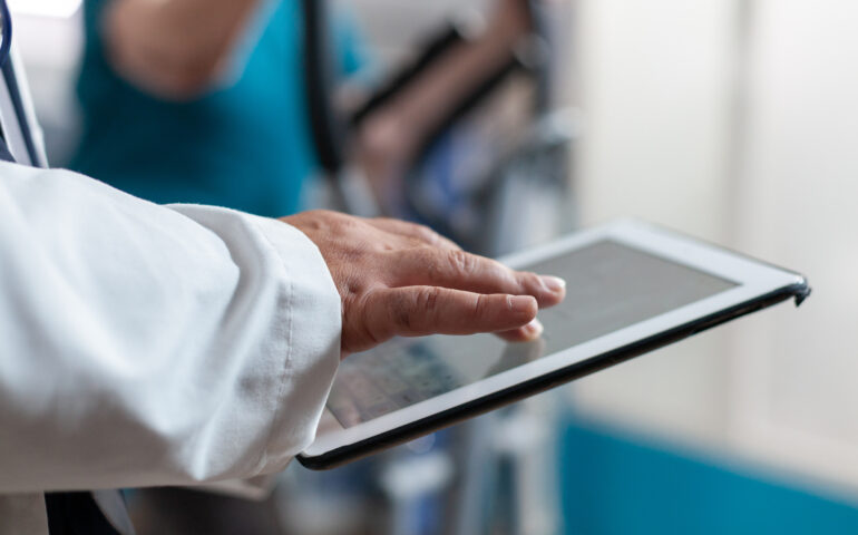 automação inteligente na saúde Sicolos